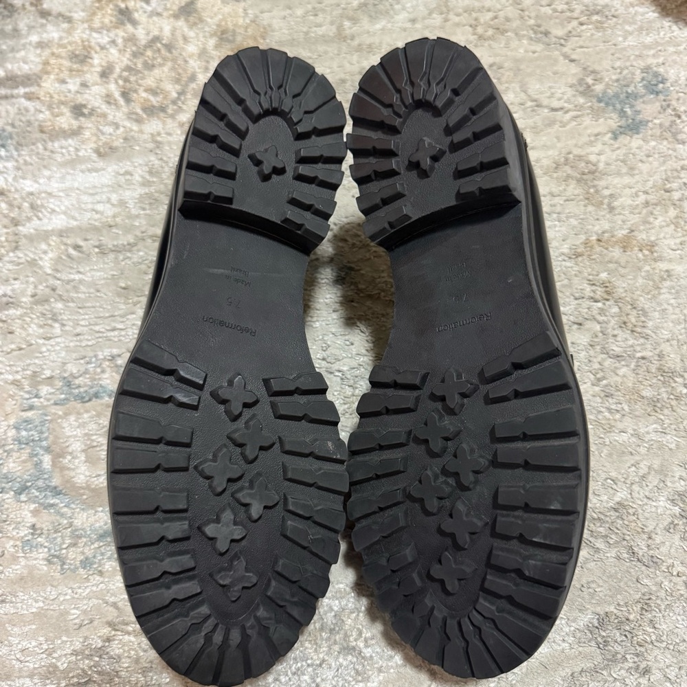 NWOB Reformation Agathea Chunky Loafers in Black/White Size 7.5 - Picture 7 of 8